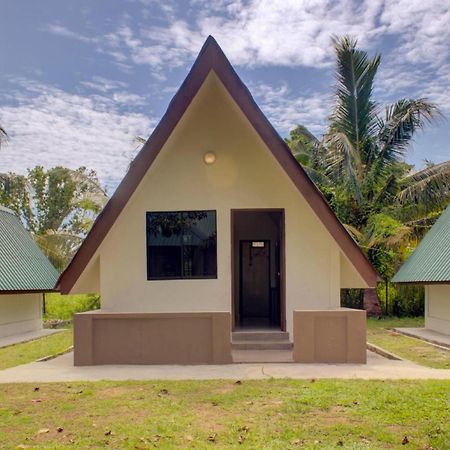 Super Oyo 89896 Sedili Inn Resort Kota Tinggi Luaran gambar