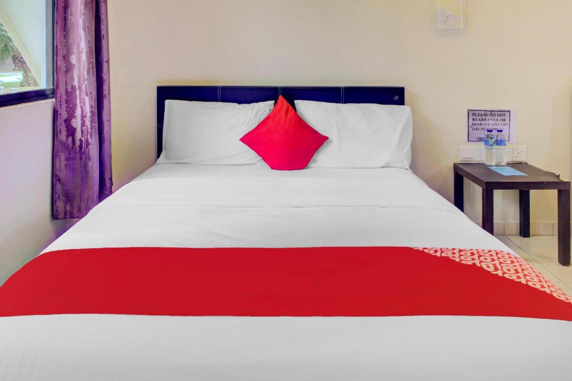 Super Oyo 89896 Sedili Inn Resort Kota Tinggi Luaran gambar