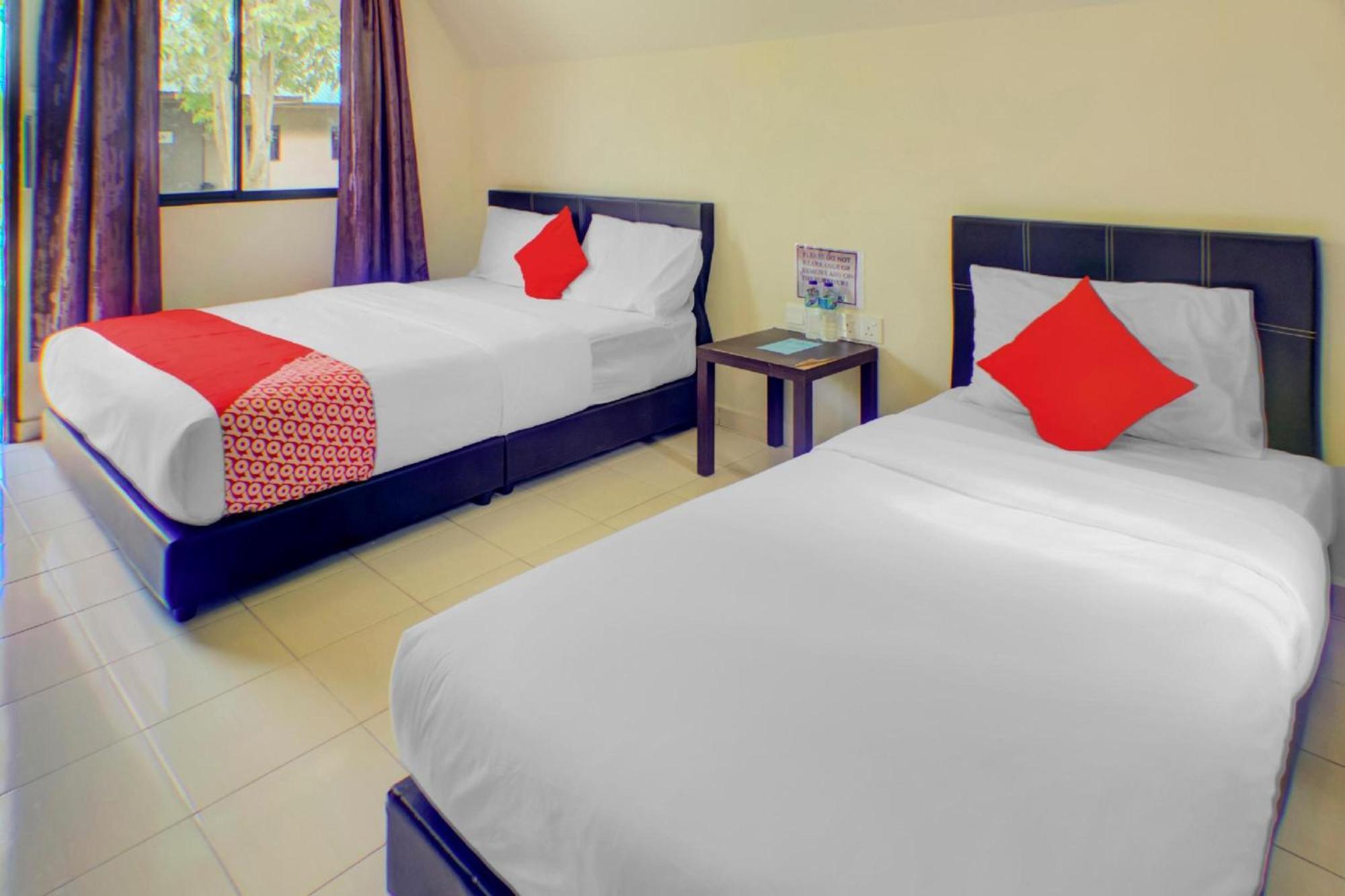 Super Oyo 89896 Sedili Inn Resort Kota Tinggi Luaran gambar