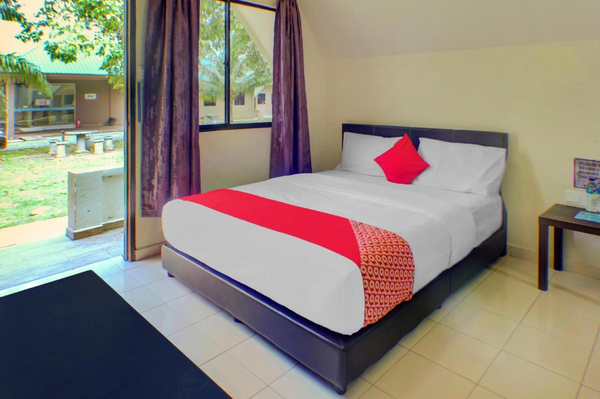 Super Oyo 89896 Sedili Inn Resort Kota Tinggi Luaran gambar