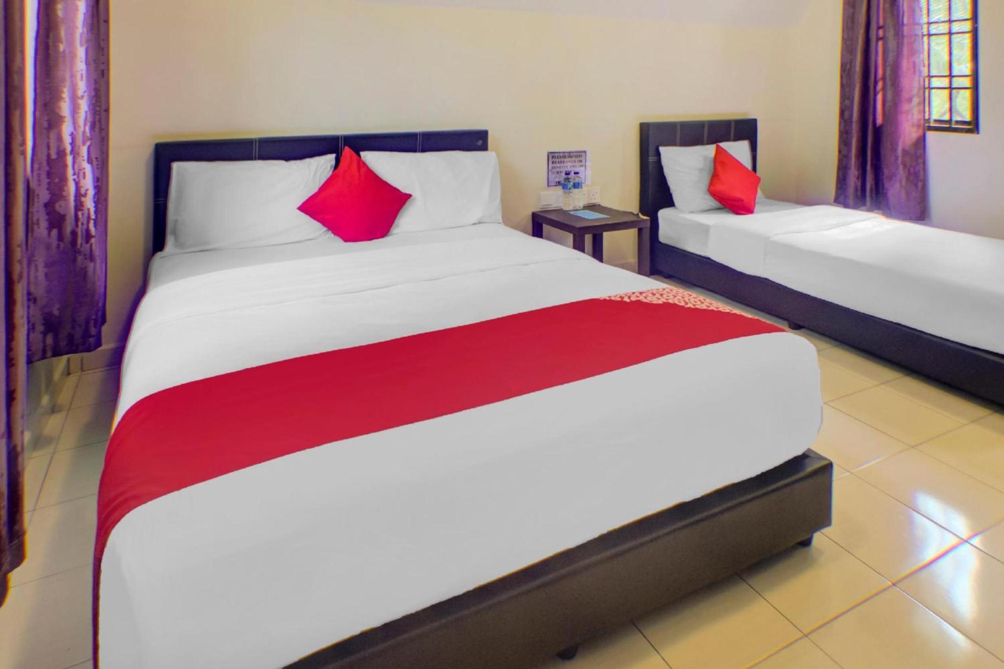Super Oyo 89896 Sedili Inn Resort Kota Tinggi Luaran gambar